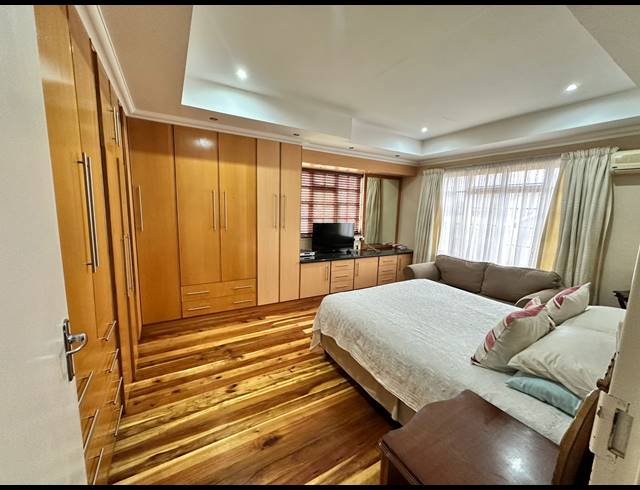 3 BEDROOM FREESTANDING FOR SALE IN EASTWOOD